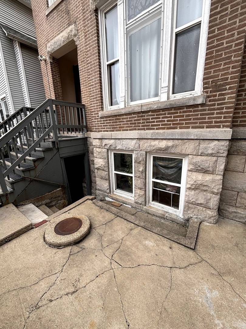 1949 N Francisco AVE, Chicago, IL 60647