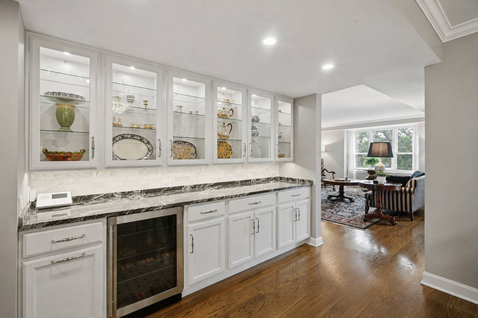 640 Winnetka Mews #403, Winnetka, IL 60093