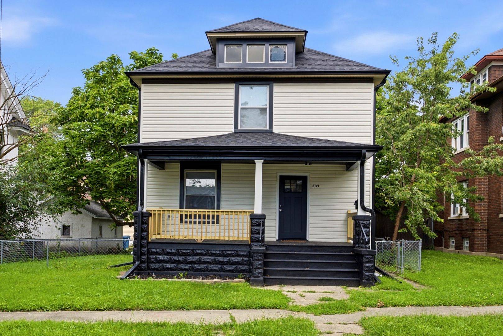 387 S Evergreen AVE, Kankakee, IL 60901