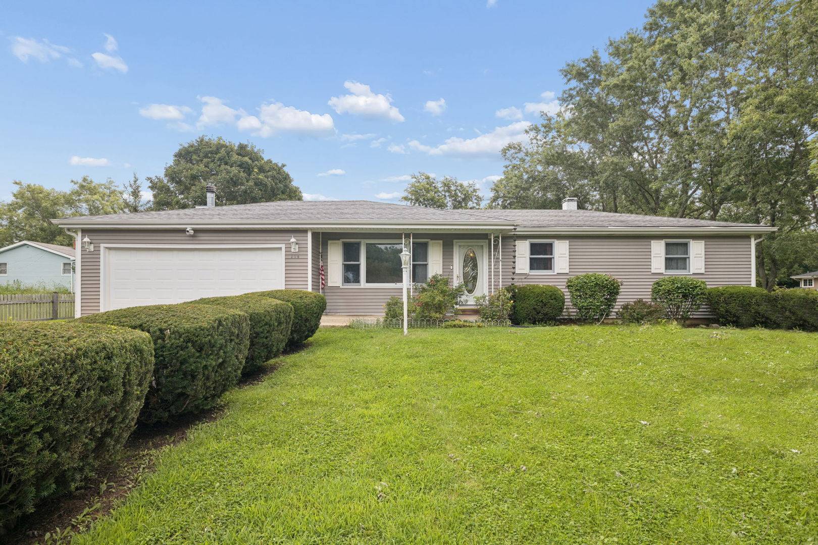208 S Anderson RD, New Lenox, IL 60451