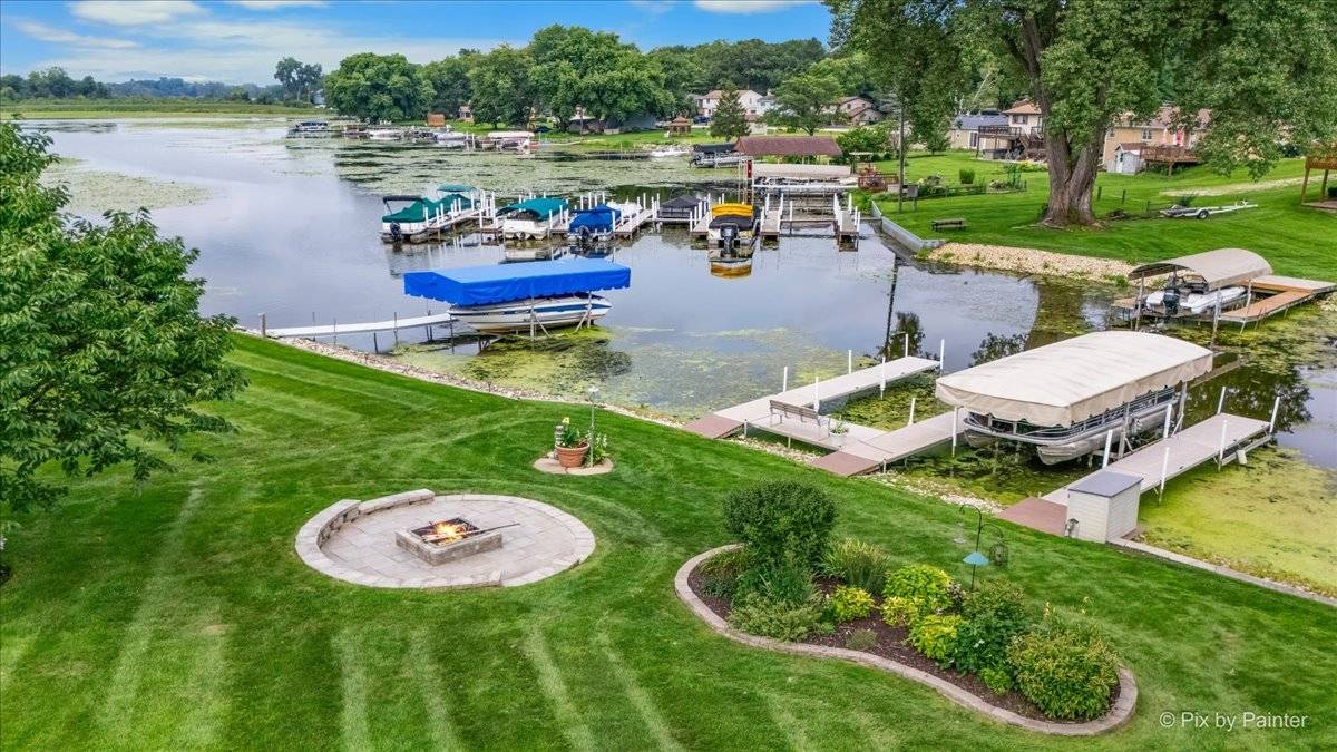 2614 Lauderdale CT, Mchenry, IL 60051