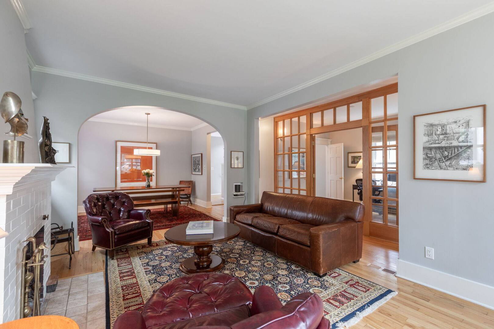139 Washington CIR, Lake Forest, IL 60045