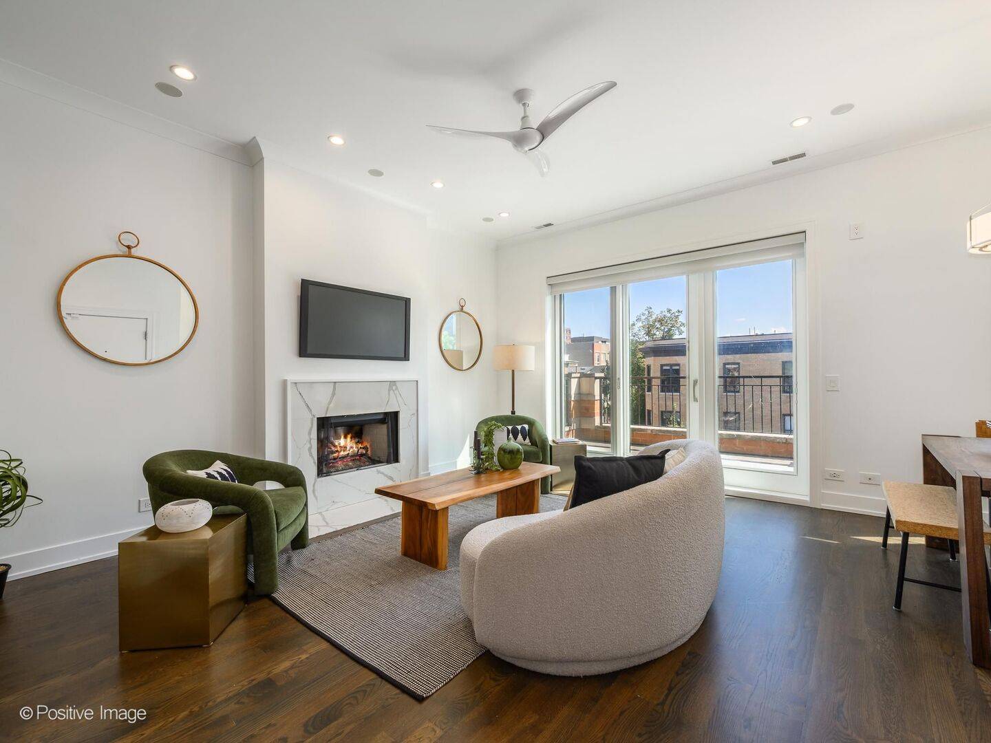 1038 W Diversey Pkwy #3E, Chicago, IL 60614