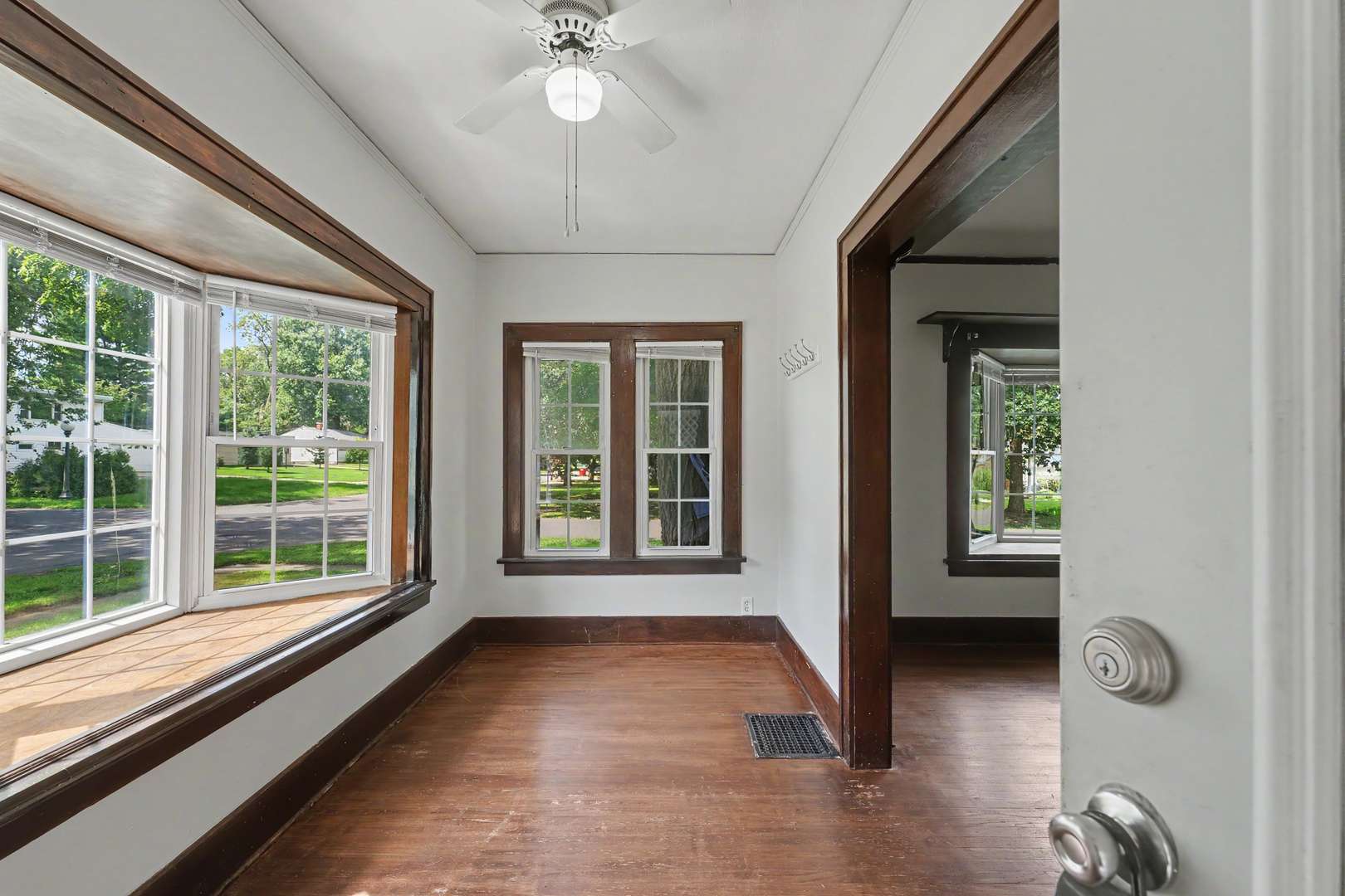 1626 W Clark ST, Champaign, IL 61821