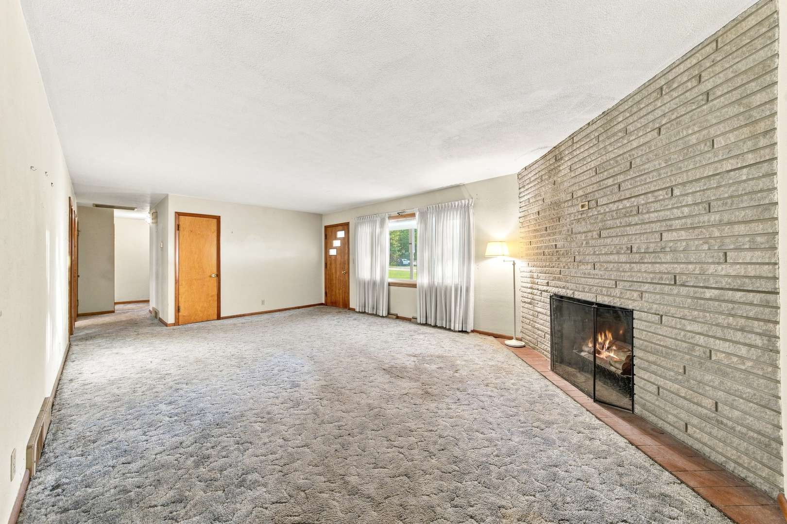 914 Murphy DR, Joliet, IL 60435