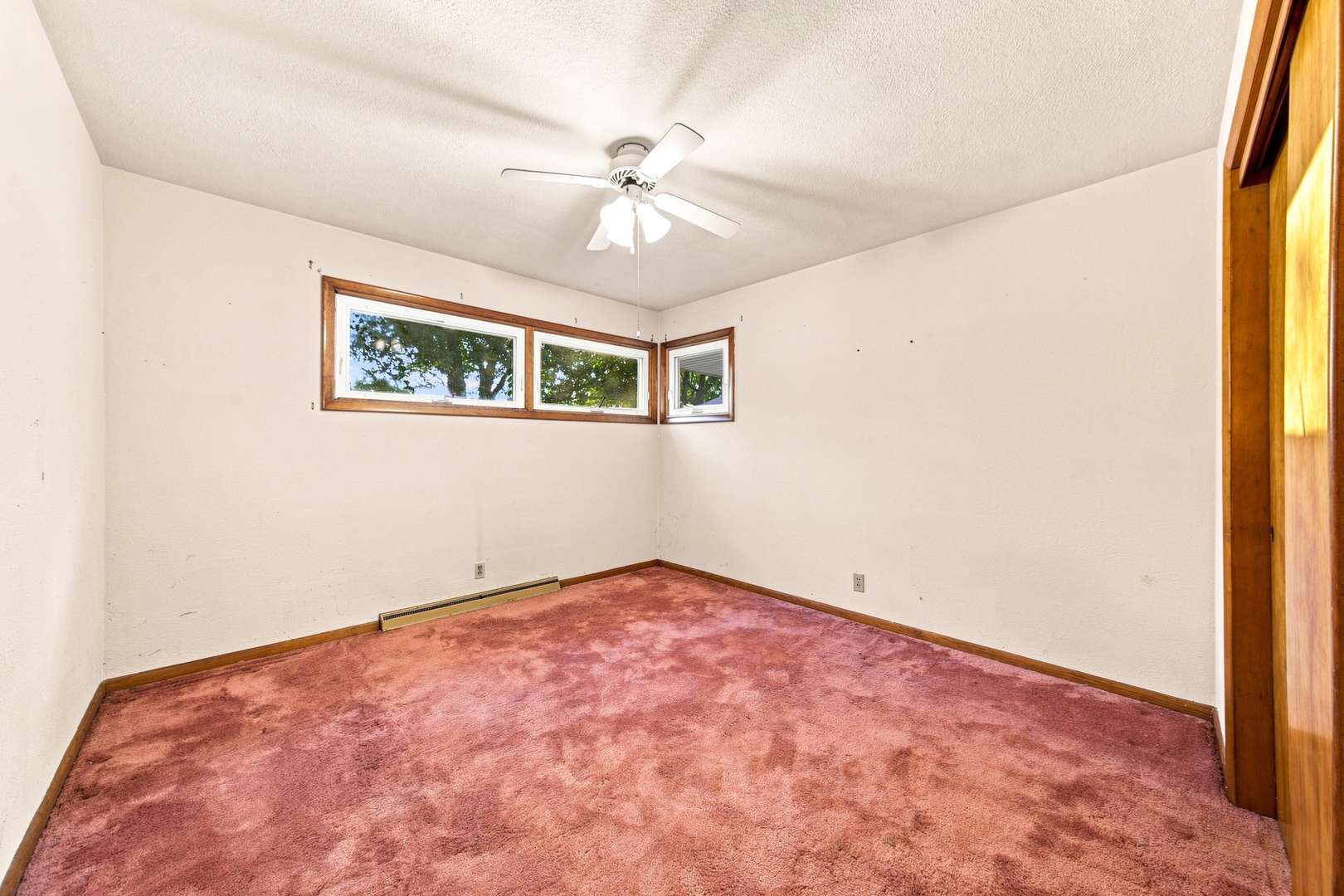 914 Murphy DR, Joliet, IL 60435