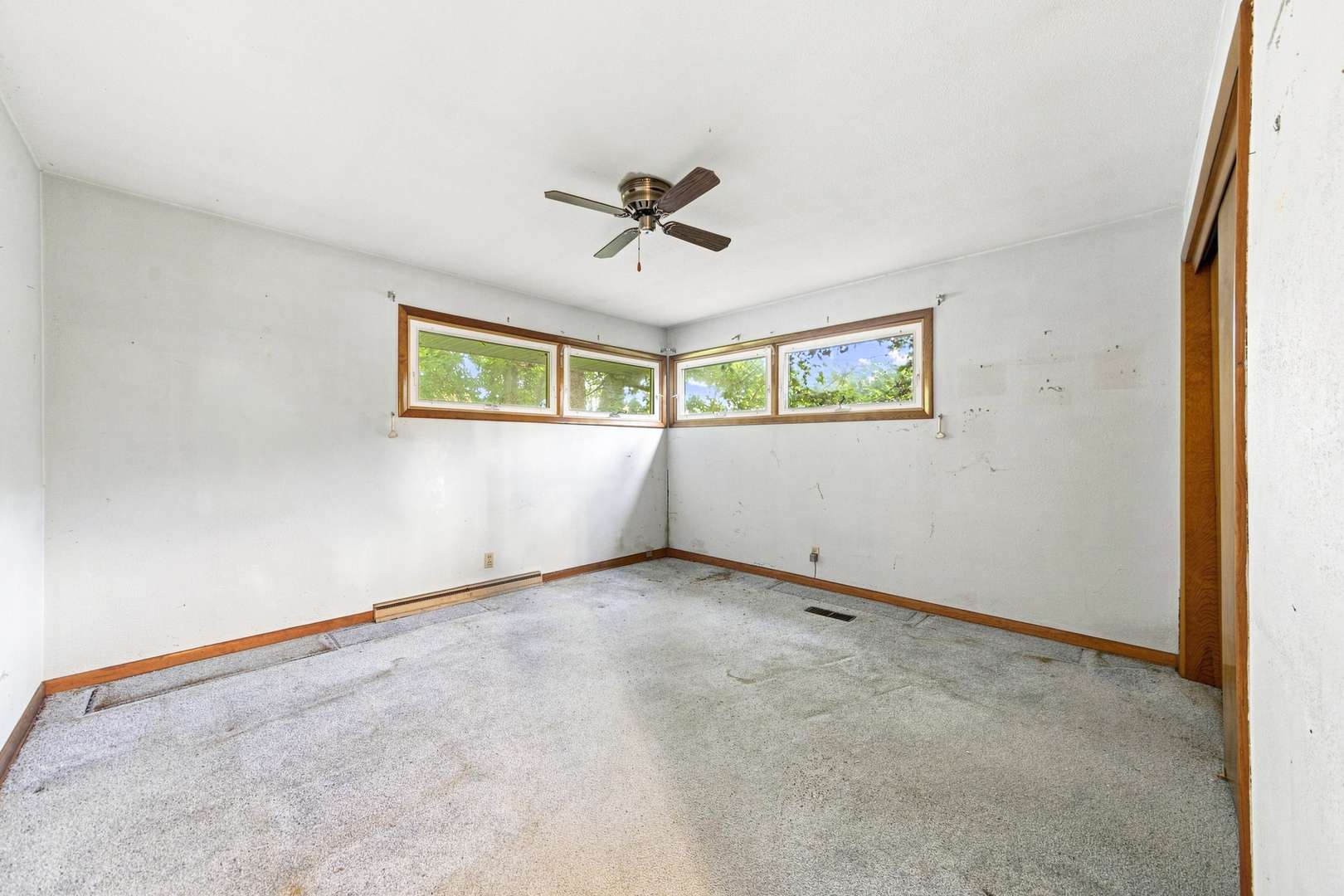 914 Murphy DR, Joliet, IL 60435