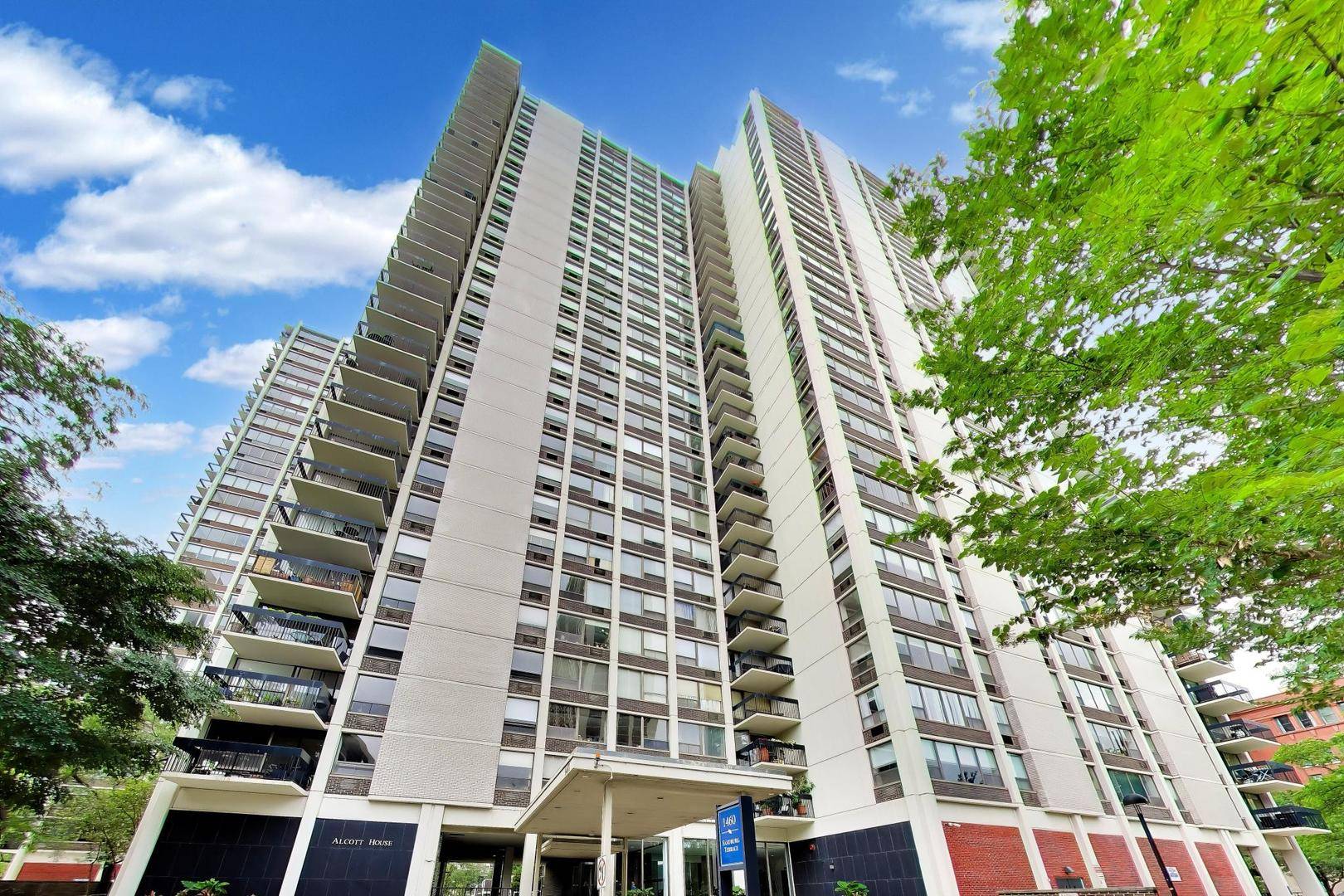 1460 N Sandburg TER #1901, Chicago, IL 60610