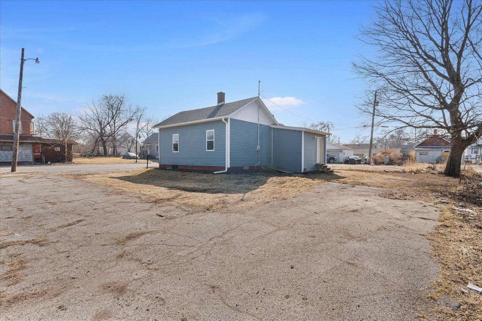 621 7th AVE, Rock Island, IL 61201