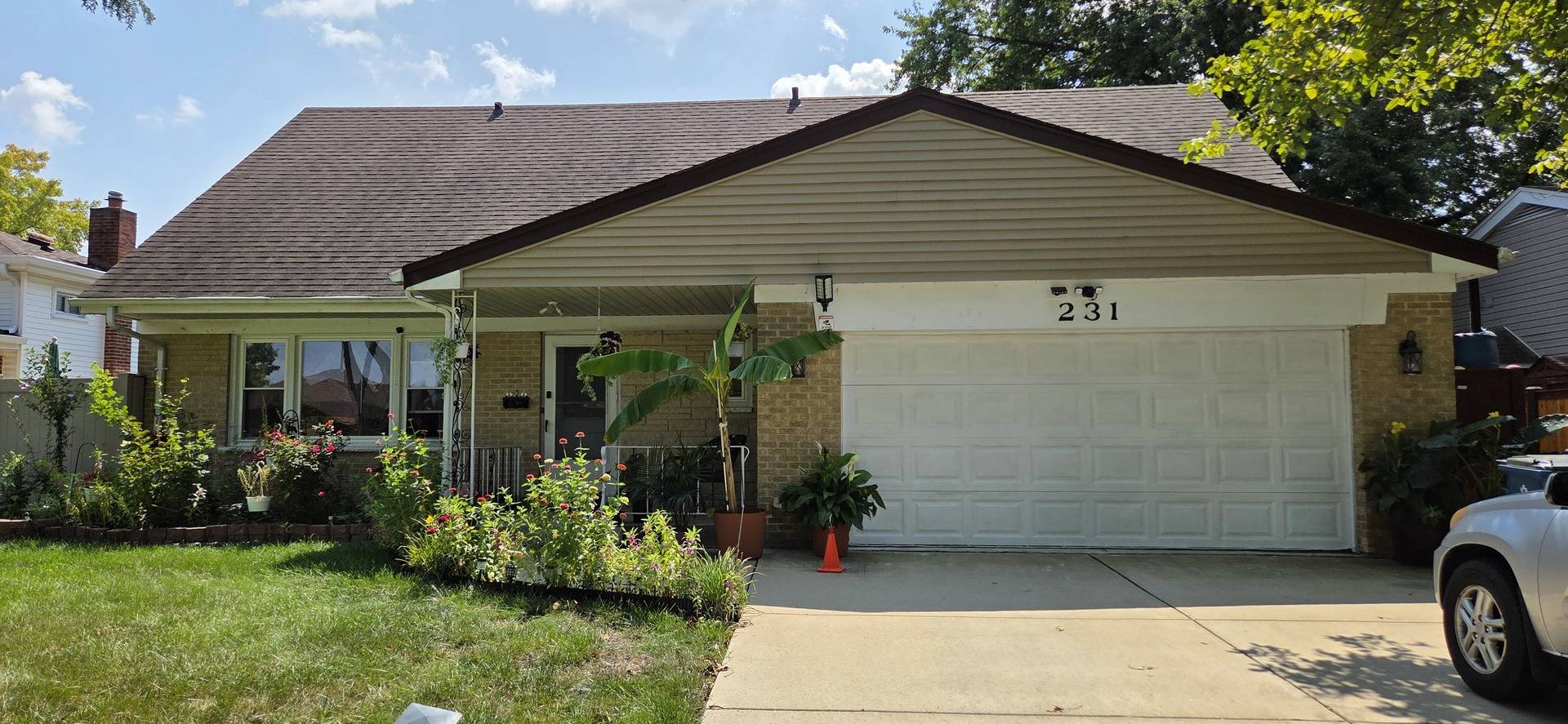 231 W Diversey AVE, Addison, IL 60101