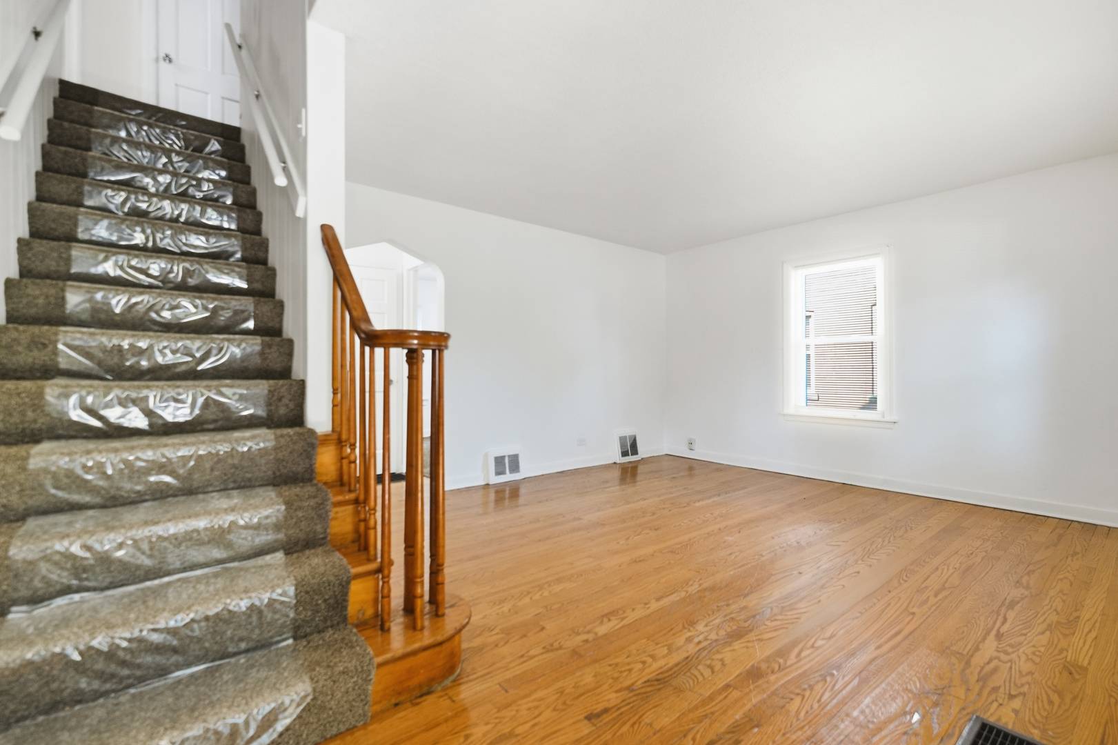233 E 143rd ST, Dolton, IL 60419