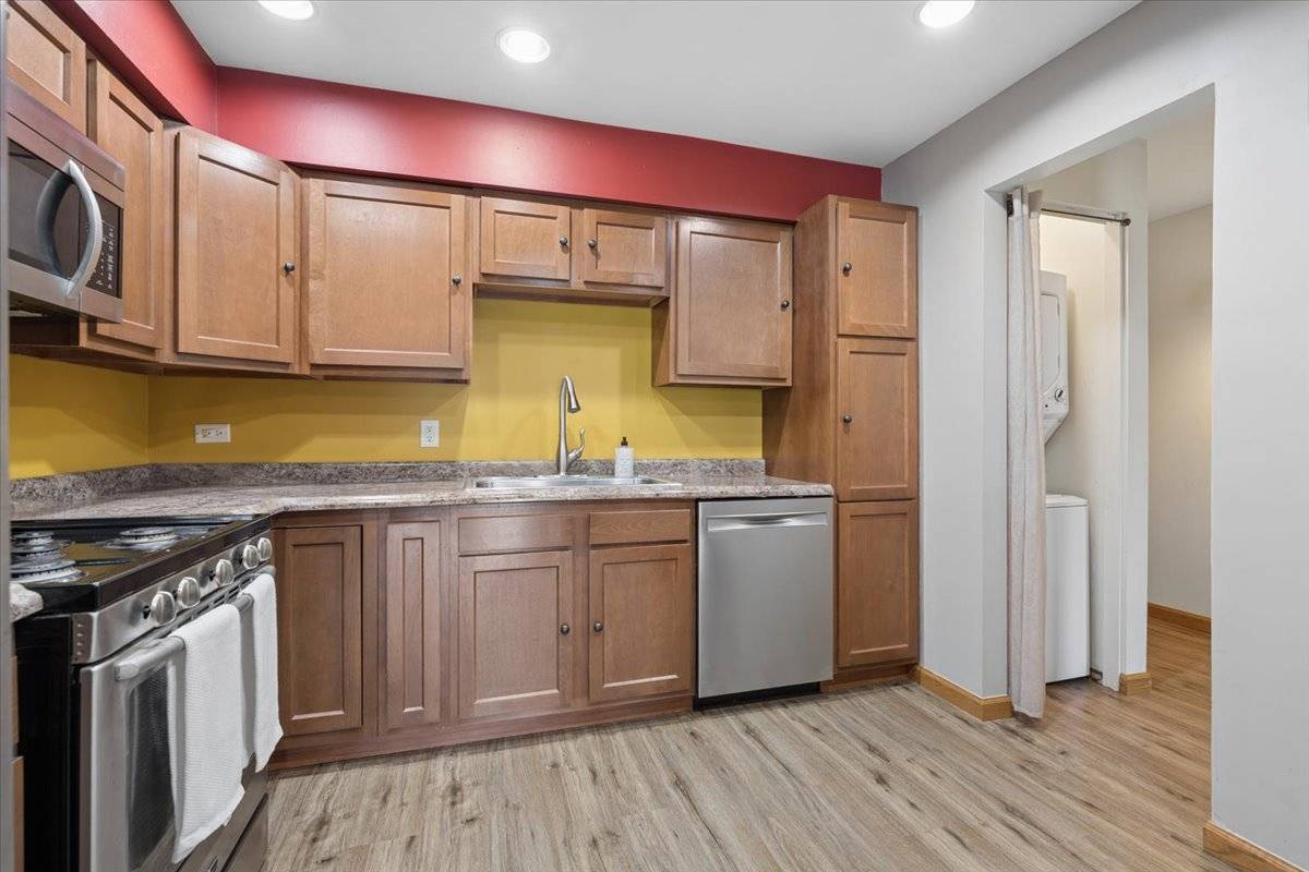 14505 central CT #PH2, Oak Forest, IL 60452