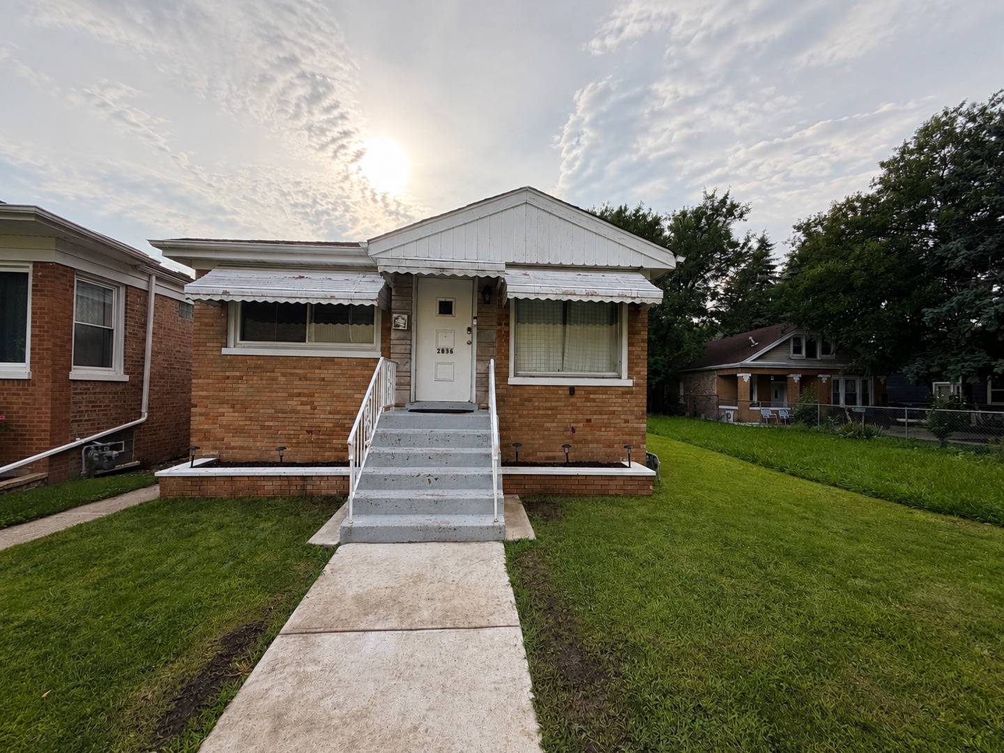 2836 Lombard AVE, Berwyn, IL 60402