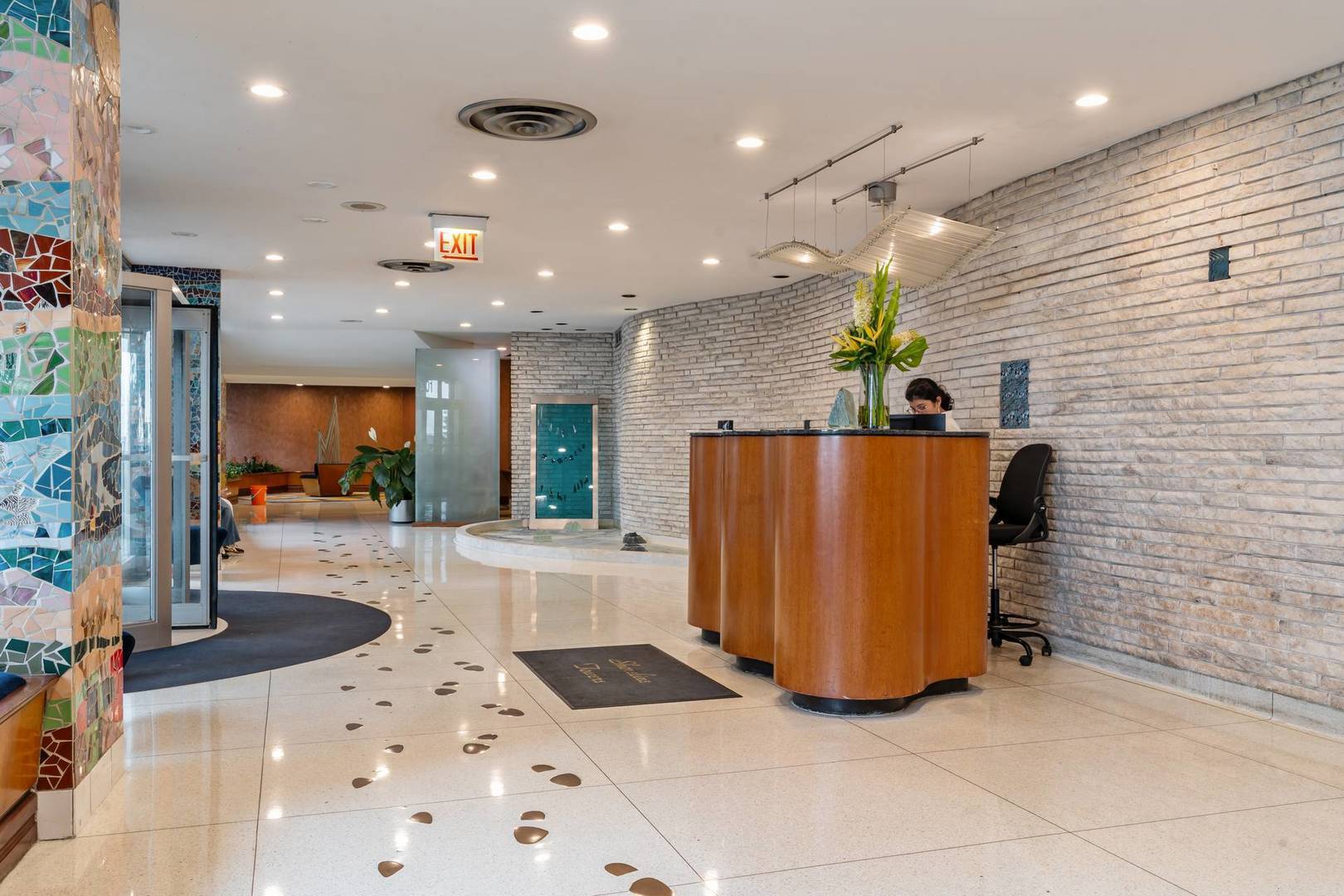 6301 N Sheridan RD #11N, Chicago, IL 60660