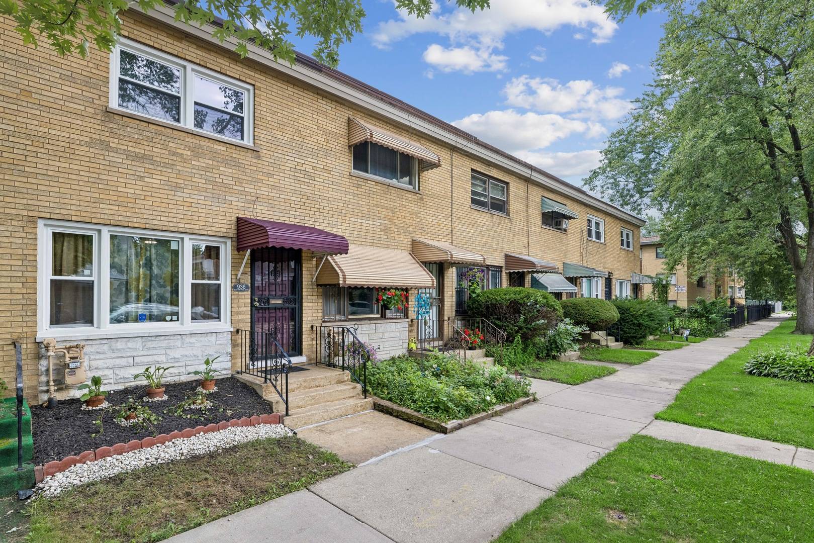 936 E 84th PL #A, Chicago, IL 60619