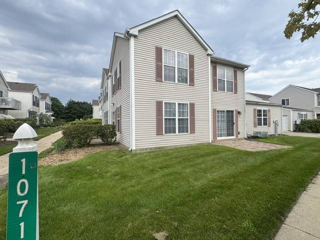 1071 Symphony DR, Aurora, IL 60504
