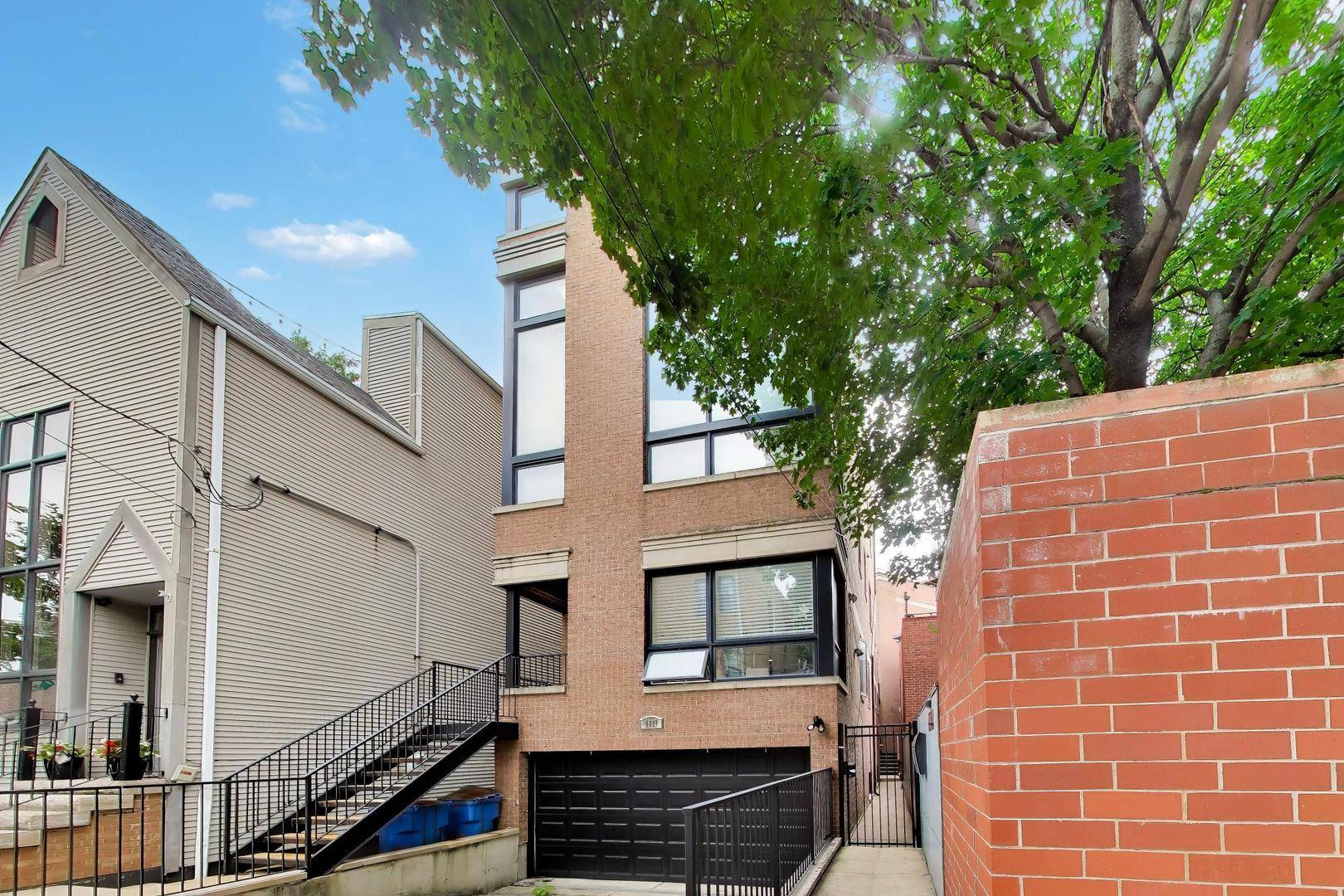 1887 N POE ST #1R, Chicago, IL 60614