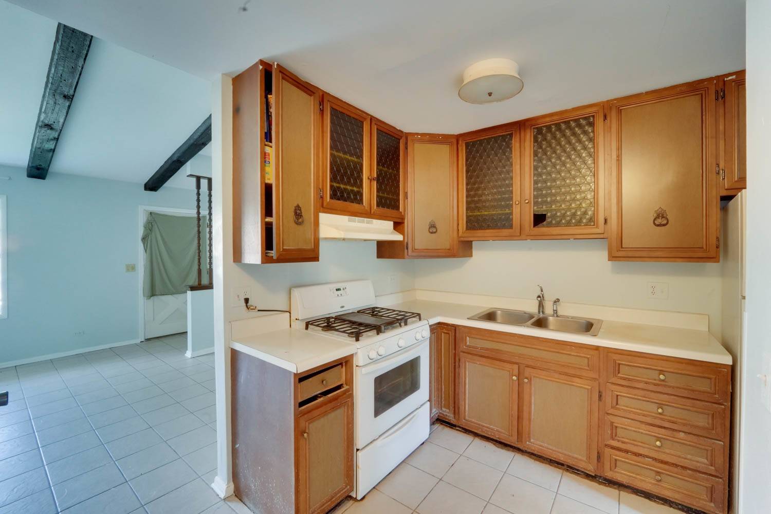 1409 Tinnerella AVE #1409, Streamwood, IL 60107