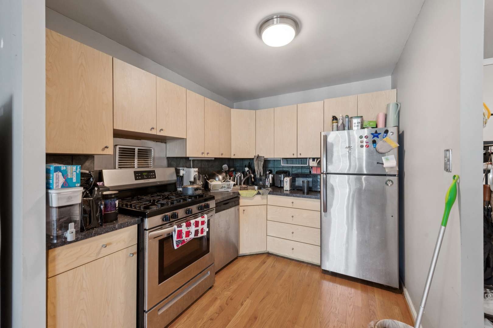 400 E RANDOLPH ST #3516, Chicago, IL 60601