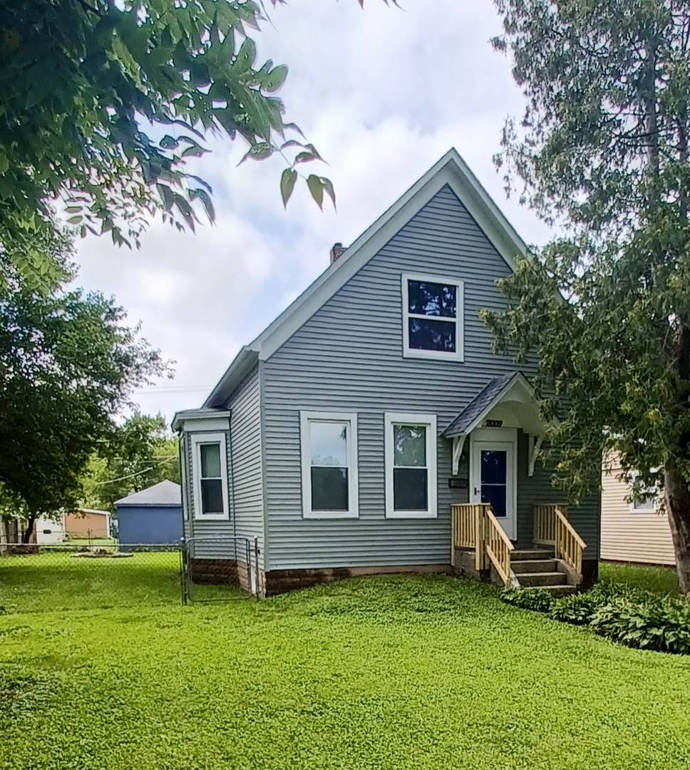 2009 Carmel BLVD, Zion, IL 60099