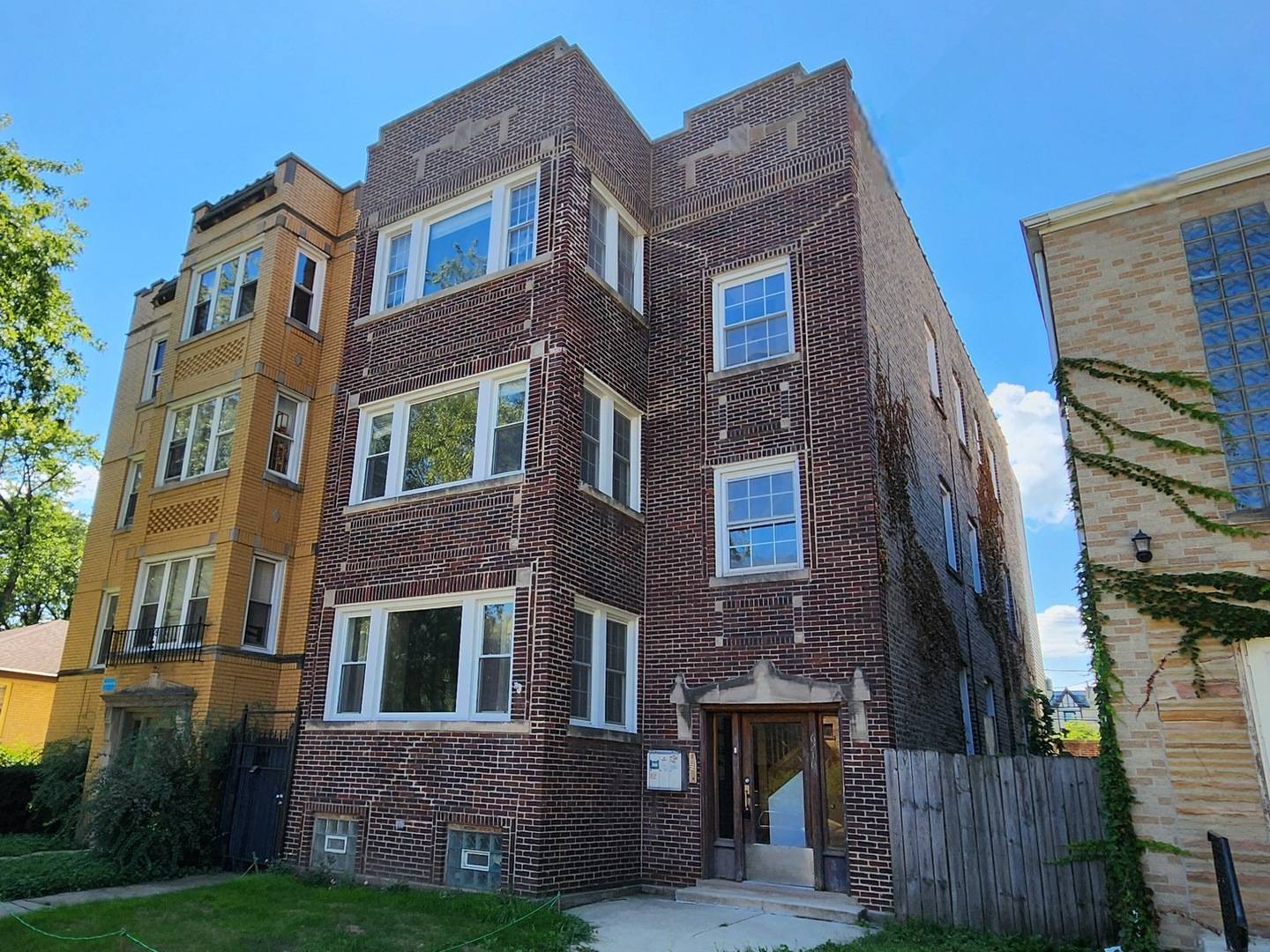 6210 N Francisco AVE #2, Chicago, IL 60659