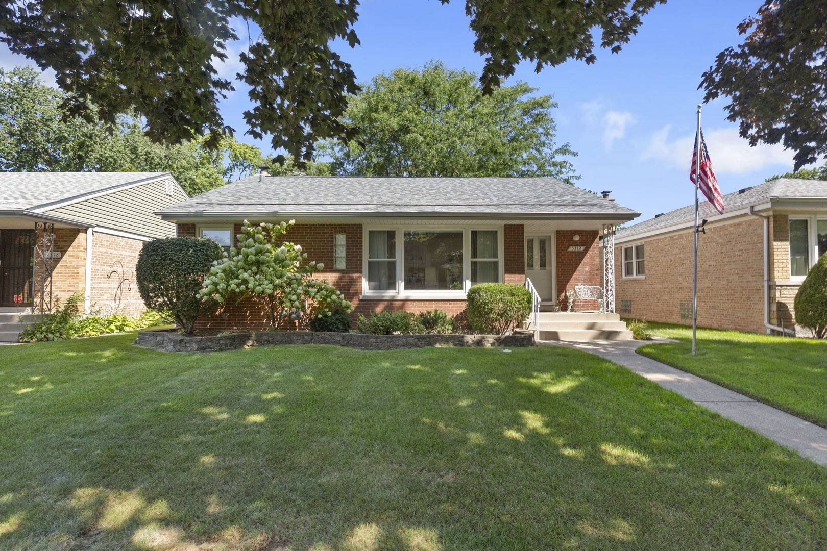 5312 Crain ST, Skokie, IL 60077