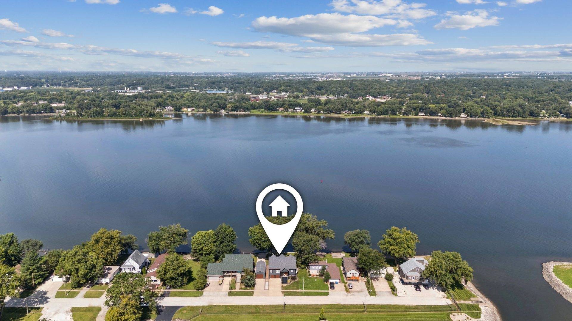 835 1st AVE, Hampton, IL 61256