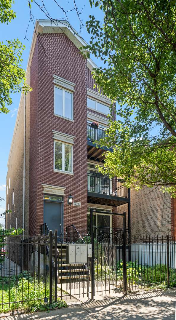 1947 W Erie ST #3, Chicago, IL 60622