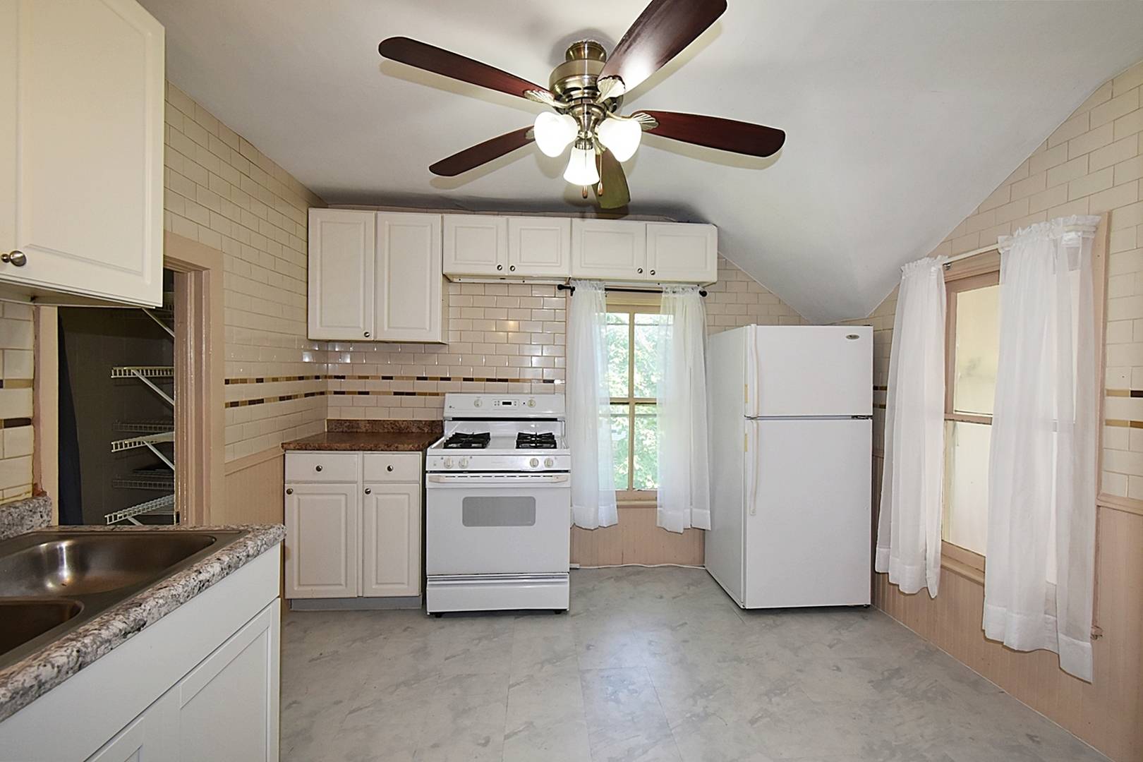 105 N Jefferson ST #2, Batavia, IL 60510