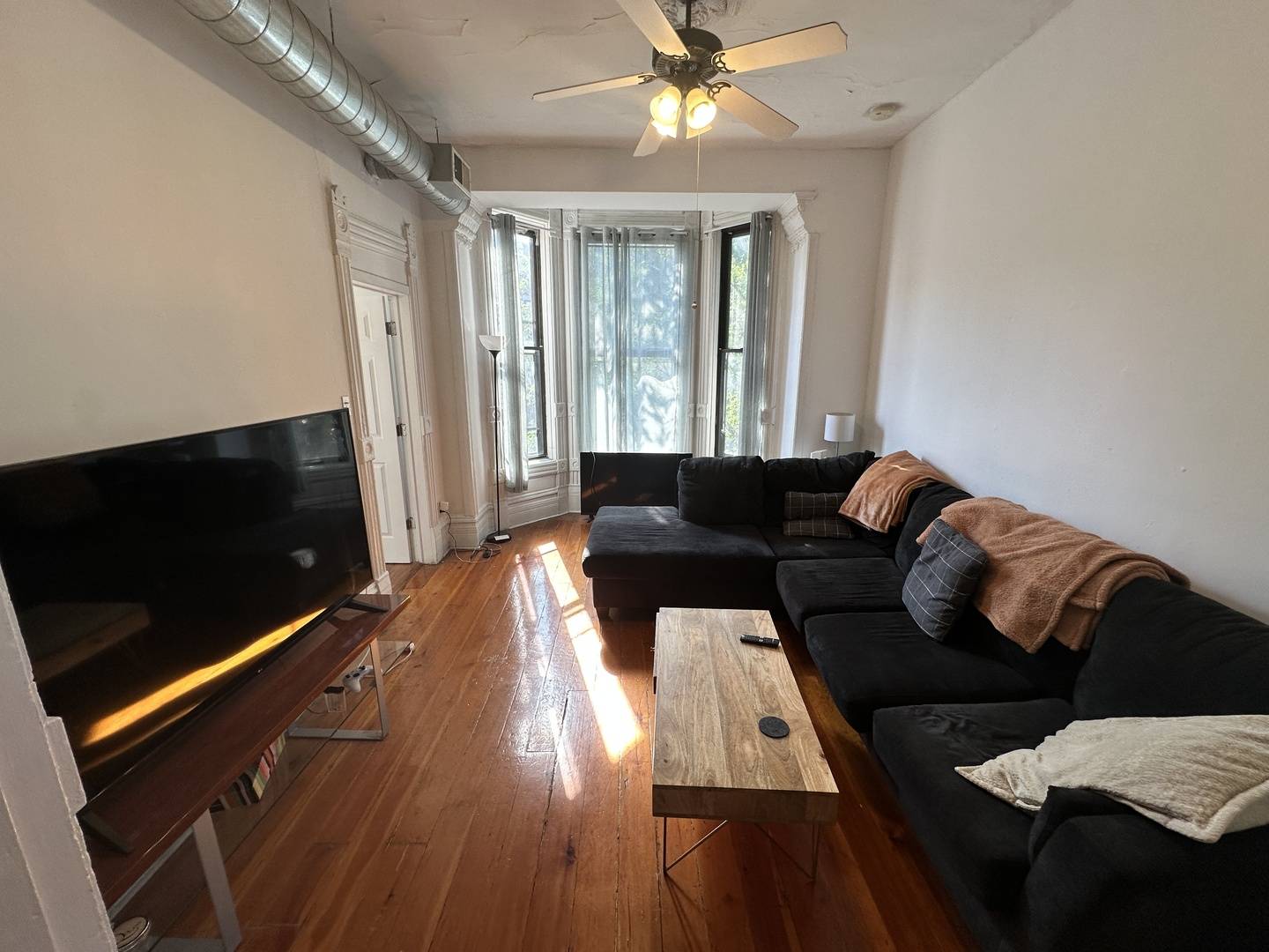 1239 N Noble ST #2F, Chicago, IL 60642