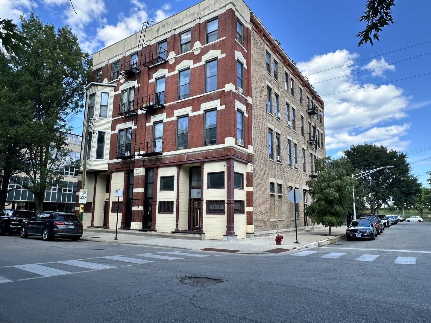 1239 N Noble ST #2F, Chicago, IL 60642