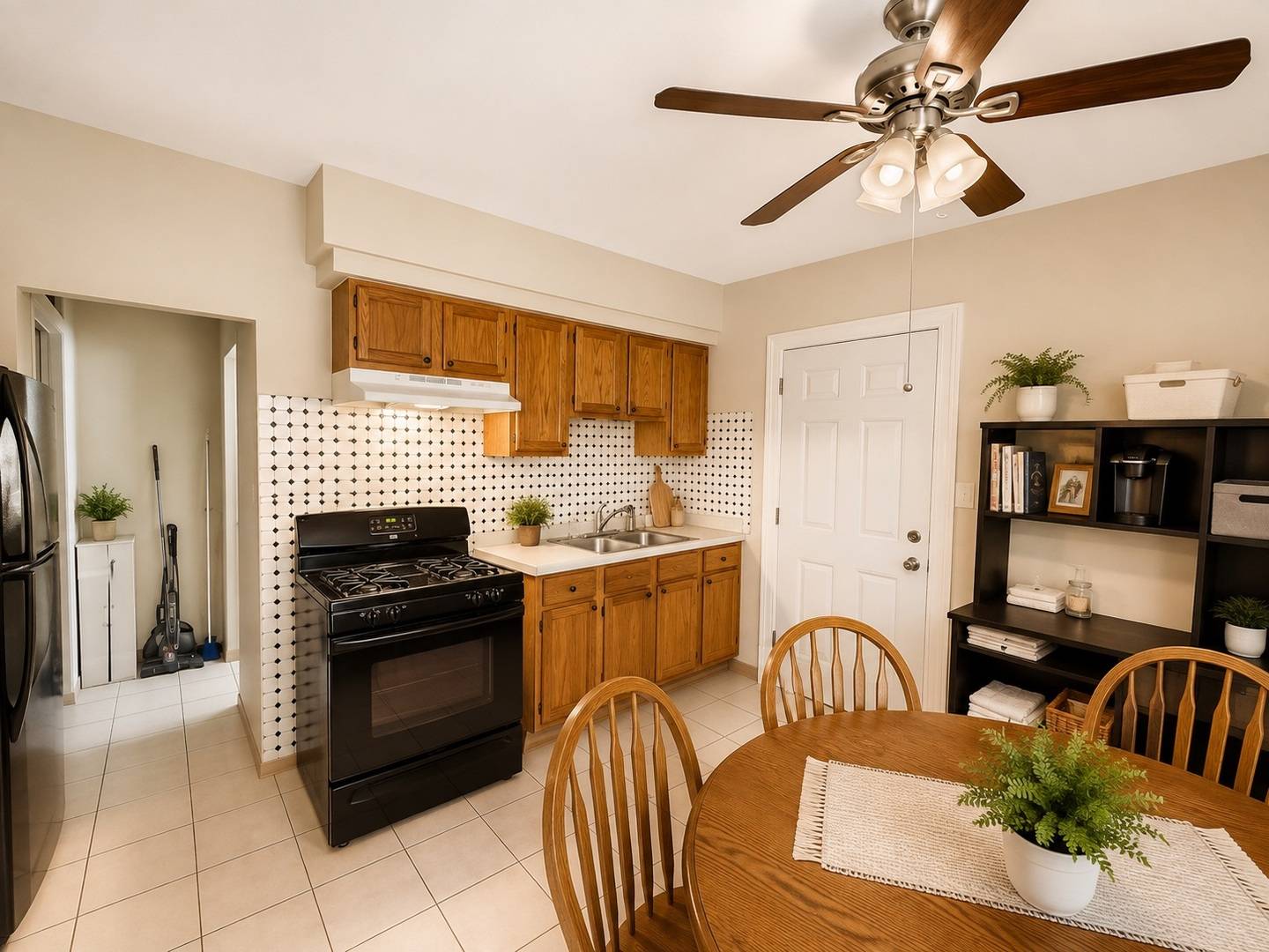 7136 Windsor AVE #2R, Berwyn, IL 60402