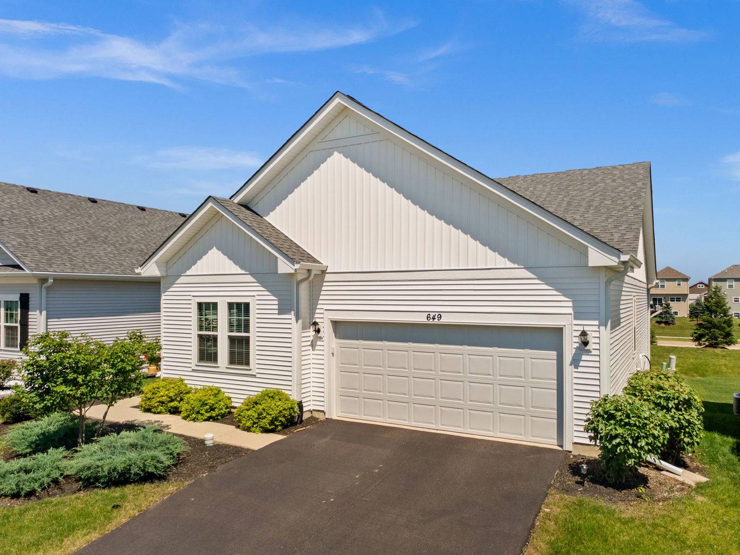 649 Elizabeth ST, Elburn, IL 60119