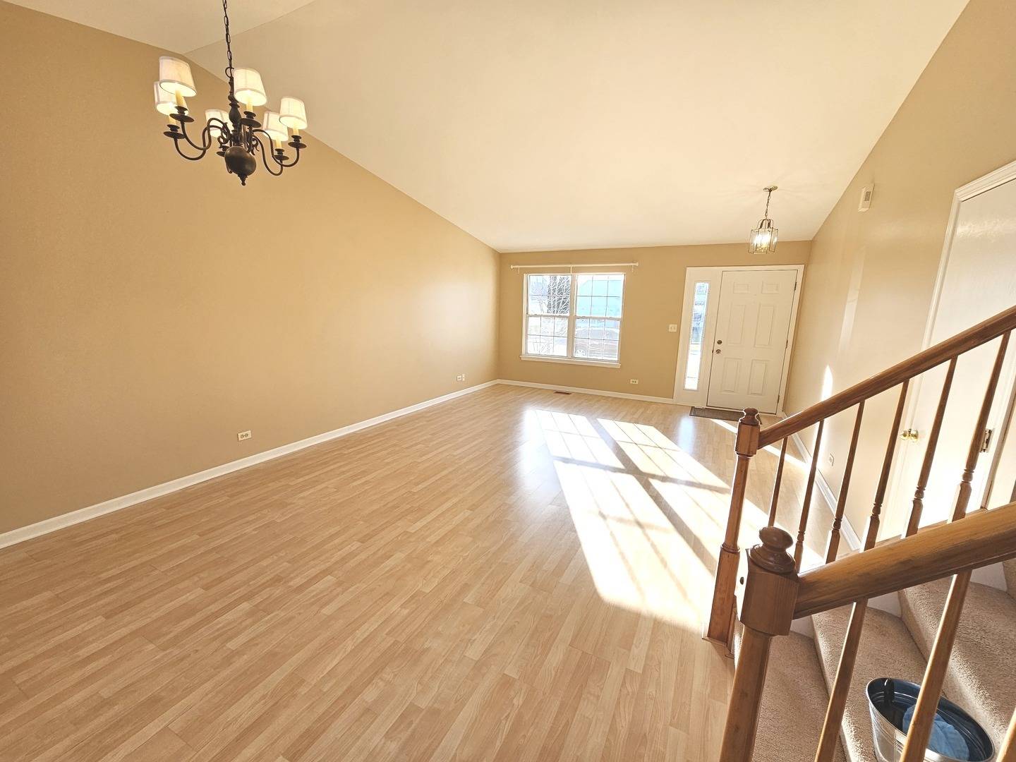 2315 N MEADOWS LN #2315, Round Lake Beach, IL 60073