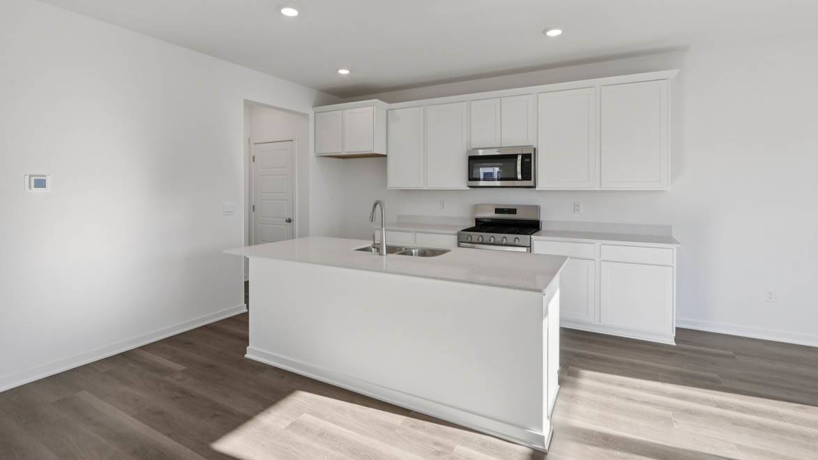 664 Heartland DR, Burlington, WI 53105