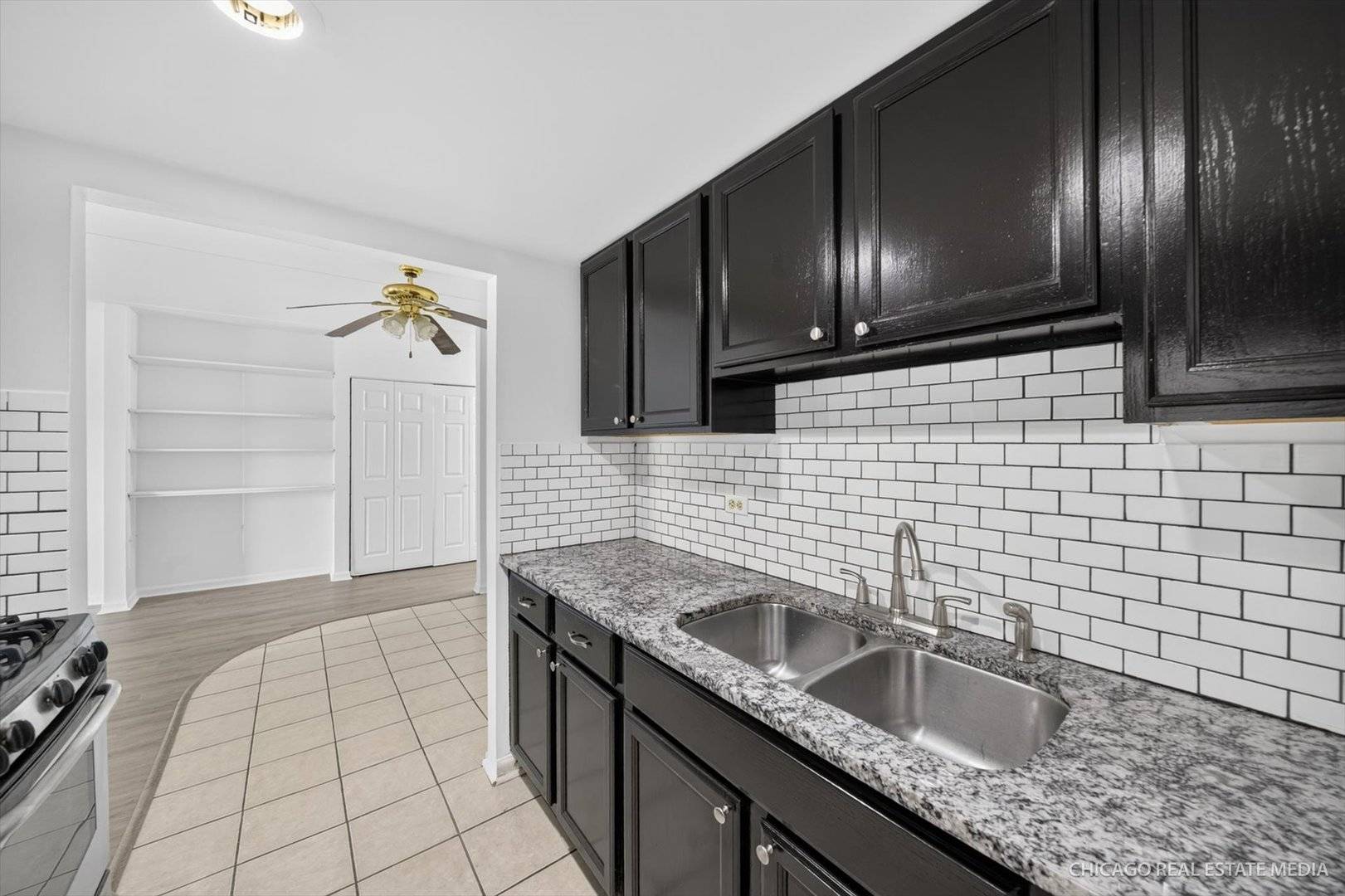 138 E Bailey RD #H, Naperville, IL 60565