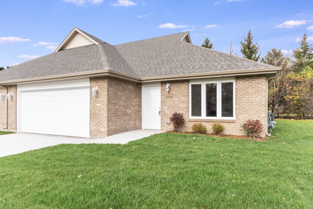5522 Hearthside DR, Bourbonnais, IL 60914