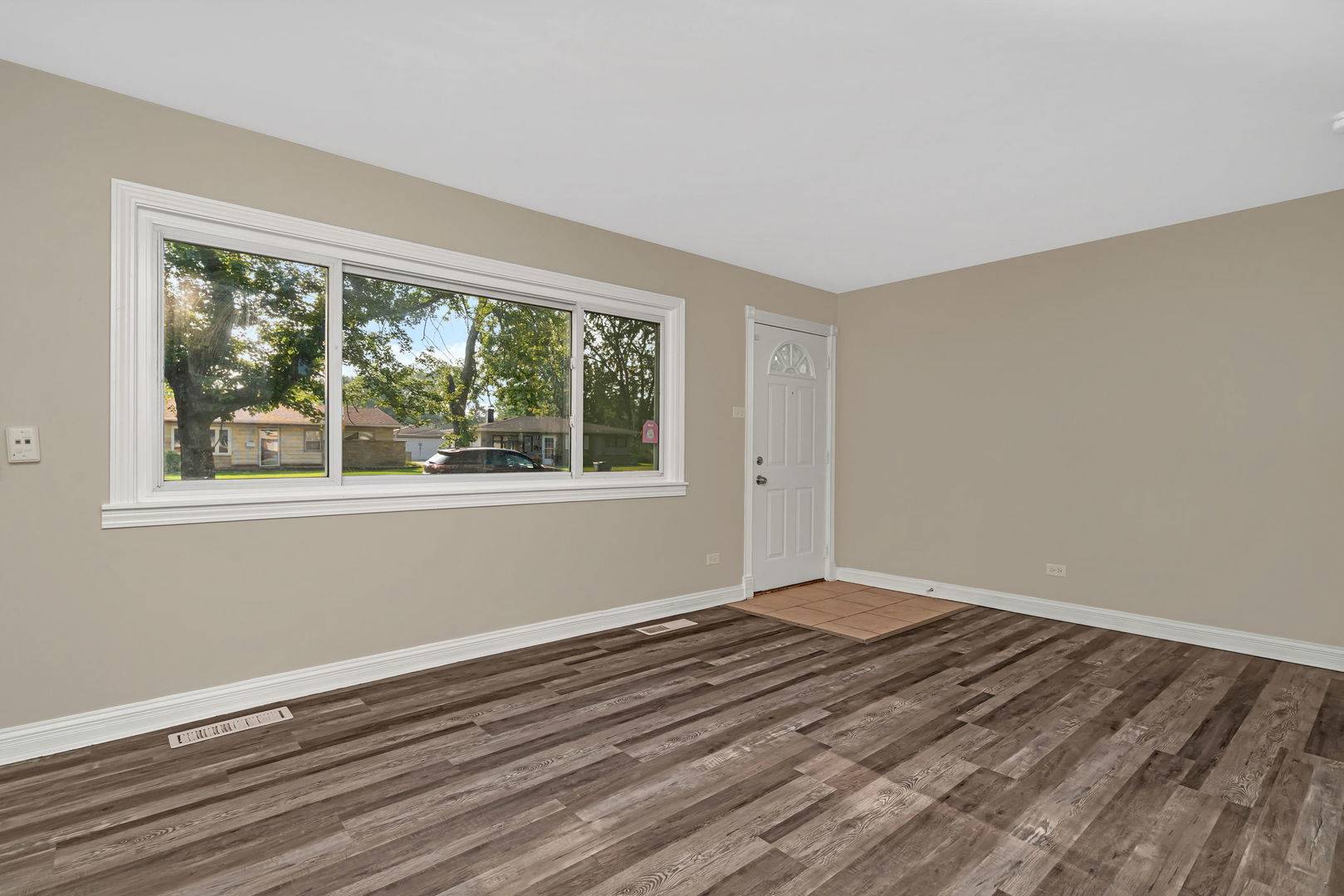 1512 Lincoln PL, Calumet City, IL 60409