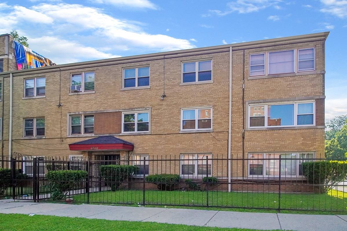 6700 S Paxton AVE #G2, Chicago, IL 60649