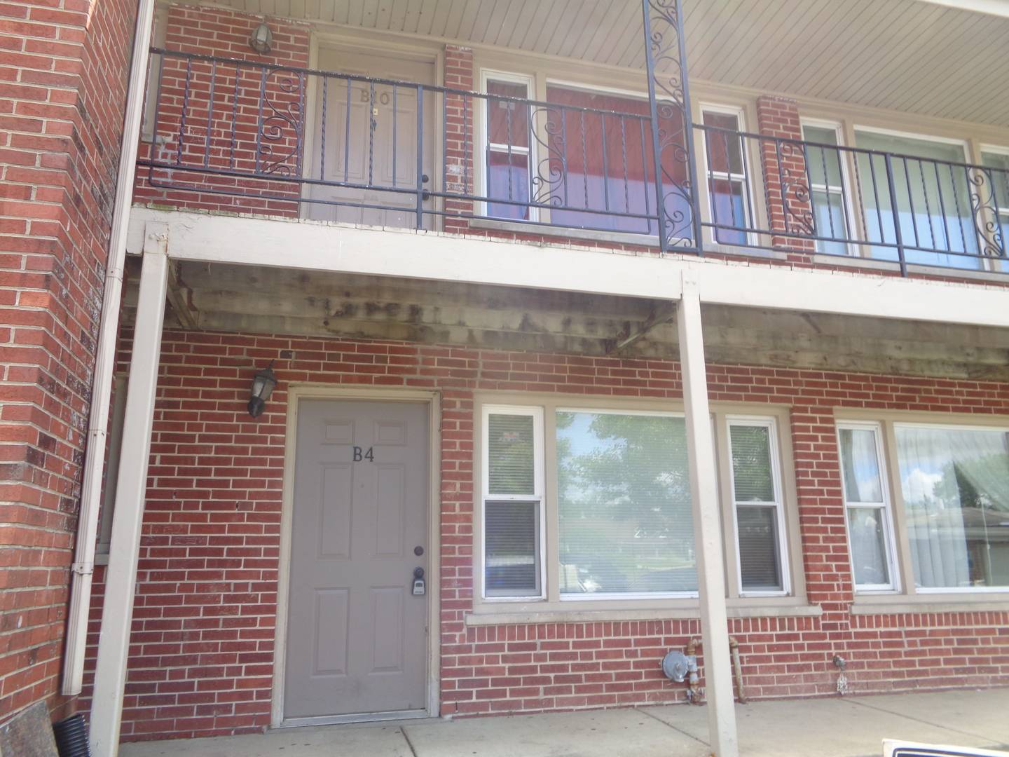 1340 N main ST #D11, Wheaton, IL 60187