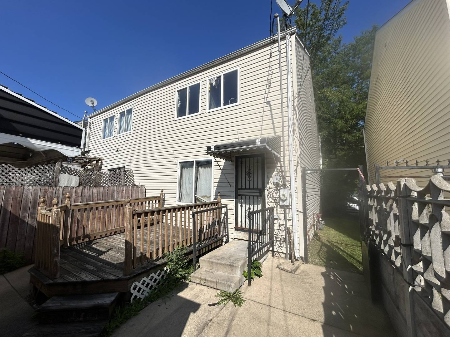 218 N Hamlin BLVD, Chicago, IL 60624
