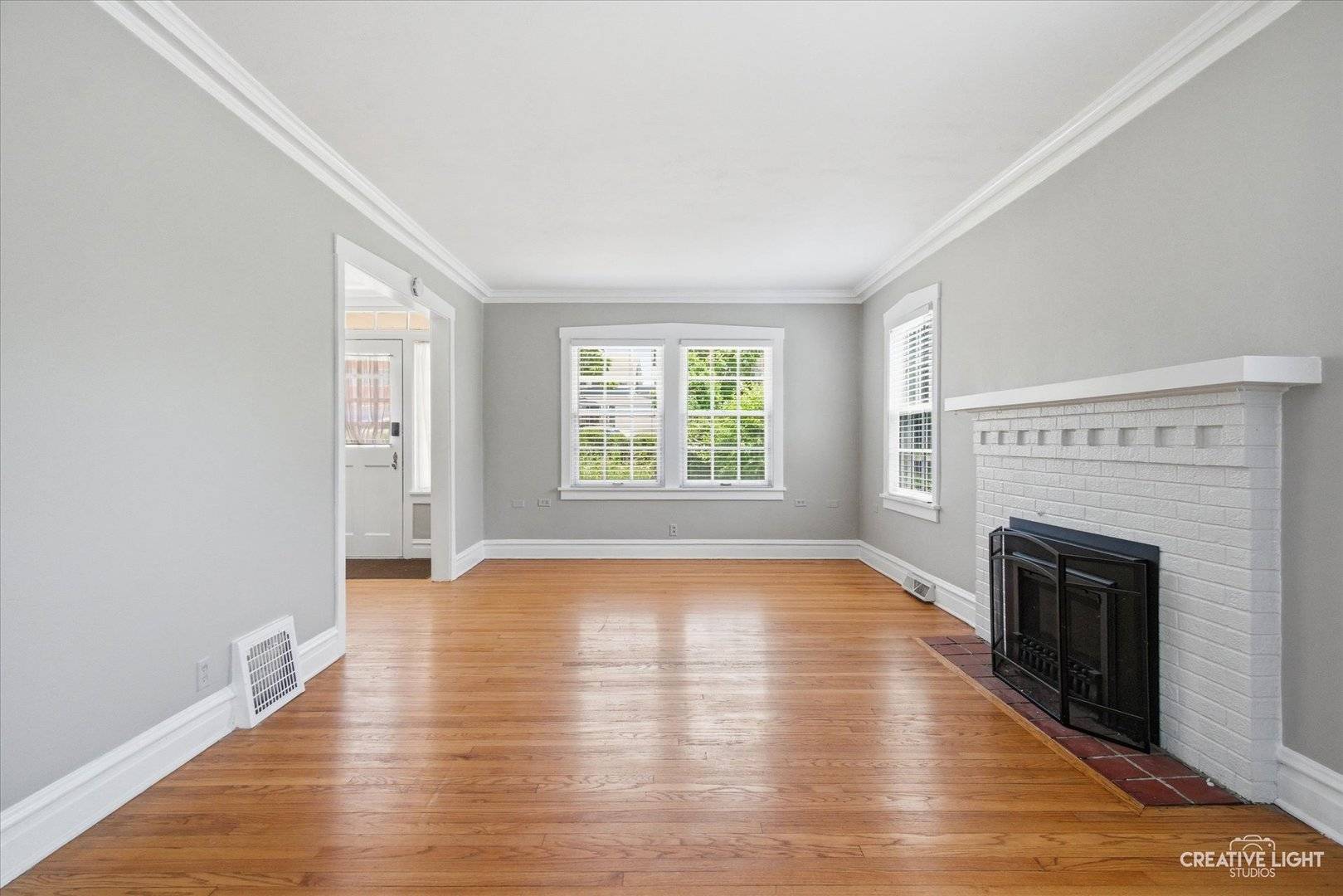 718 S Naperville RD, Wheaton, IL 60189