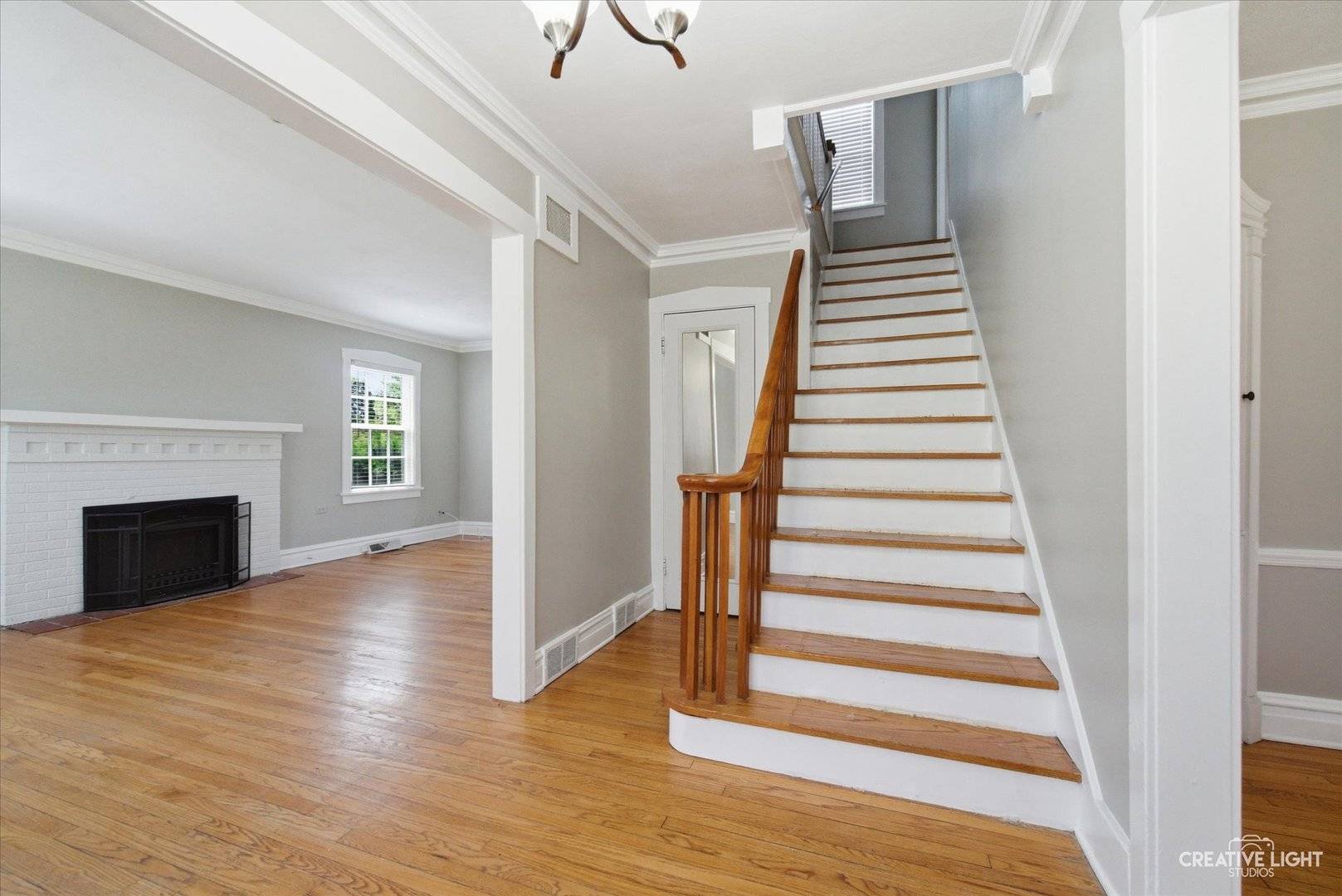 718 S Naperville RD, Wheaton, IL 60189