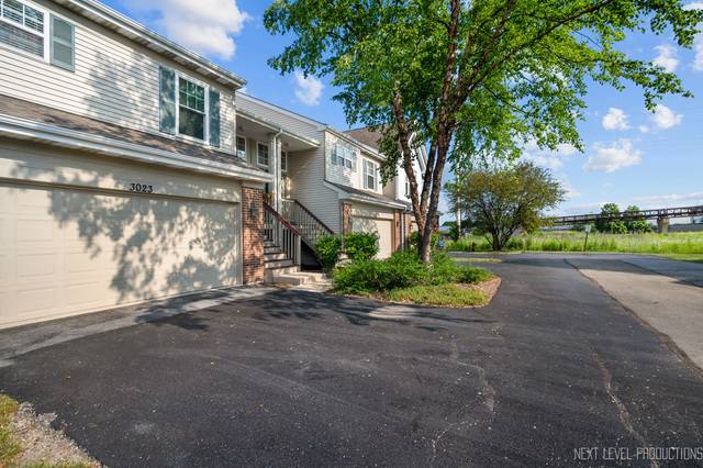 3023 Saganashkee LN, Naperville, IL 60564