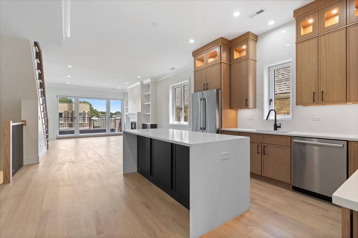 2023 W Augusta BLVD #3W, Chicago, IL 60622