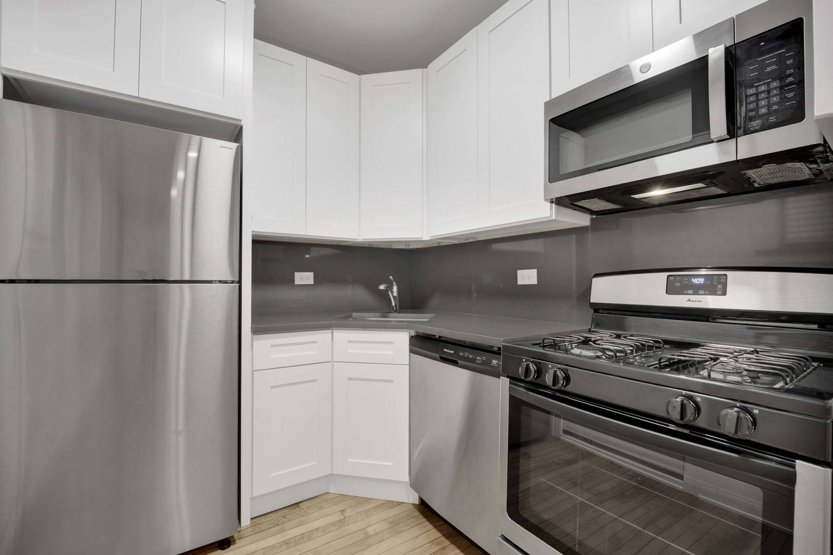 6403 N Wayne AVE #2C, Chicago, IL 60626