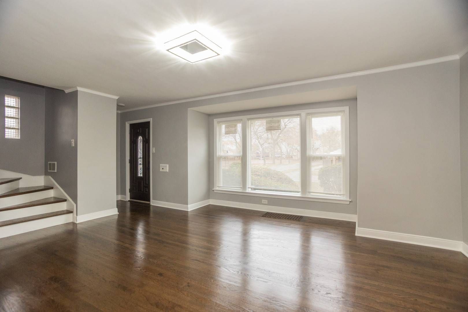 8500 S Prairie AVE, Chicago, IL 60619