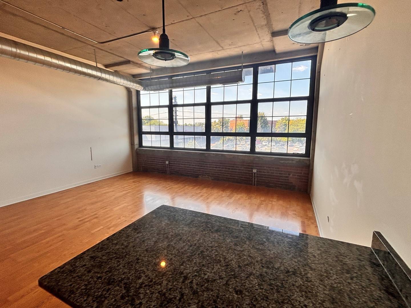 3963 W Belmont AVE #233, Chicago, IL 60618
