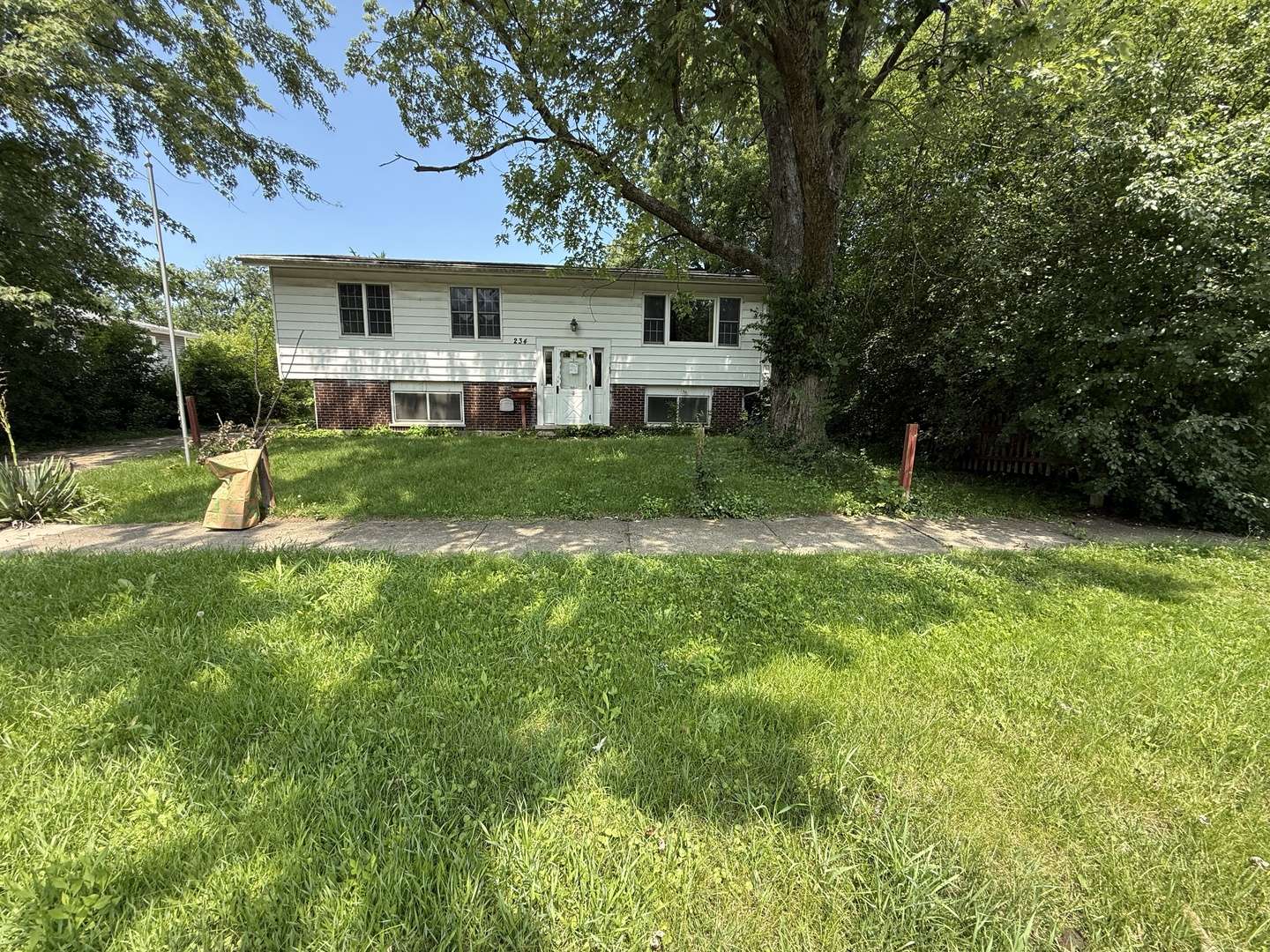 234 Hickory ST, Park Forest, IL 60466