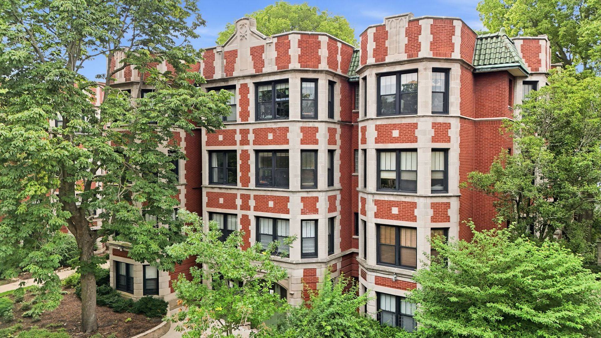 7639 N Eastlake TER #1D, Chicago, IL 60626